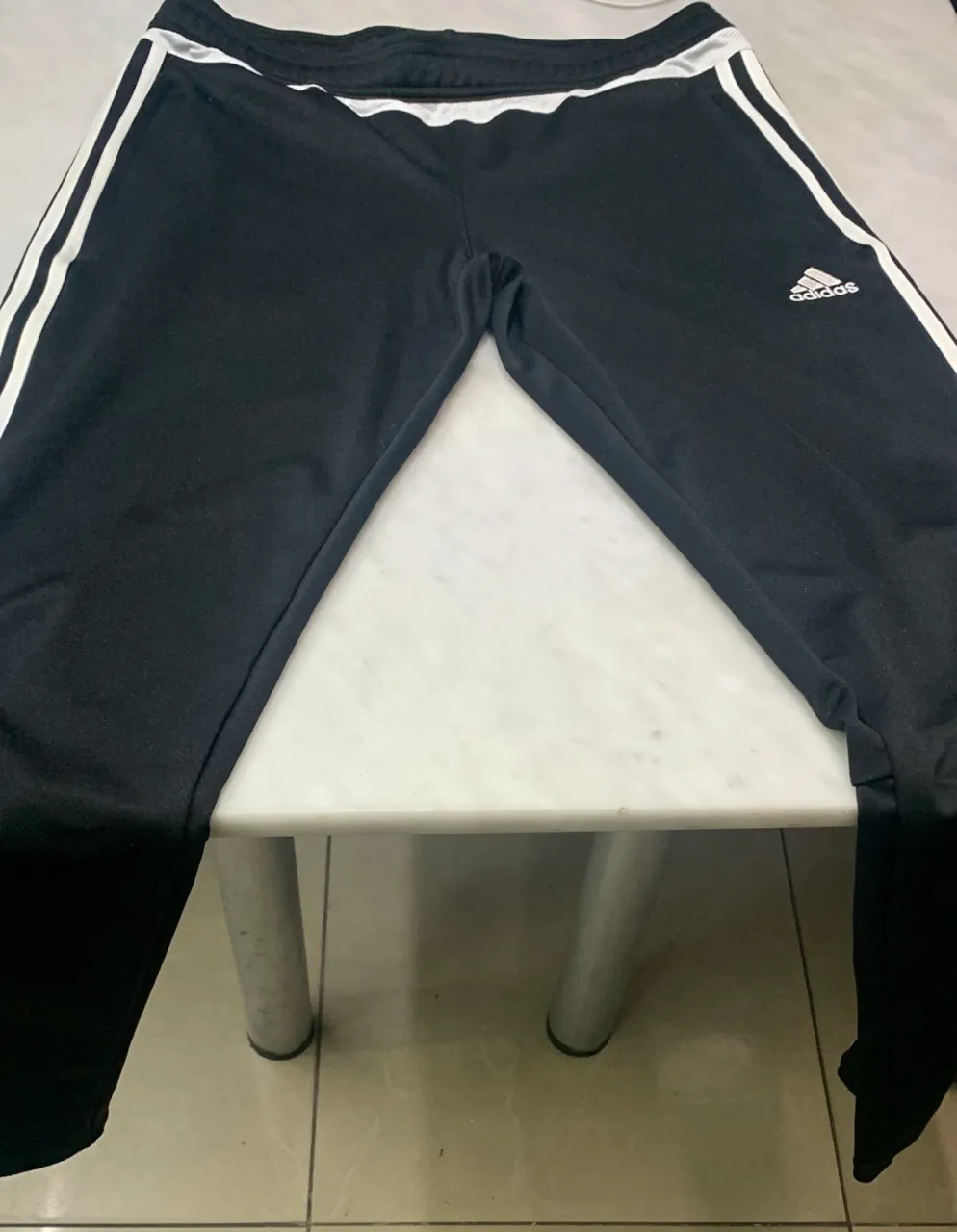 Pantalón adidas - imagen 1