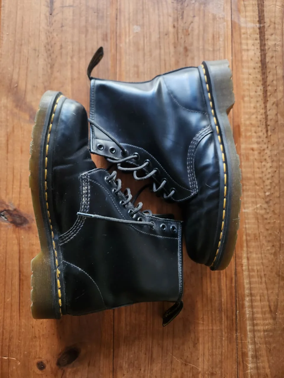 Borcegos Dr. Martens · Talle AR 41