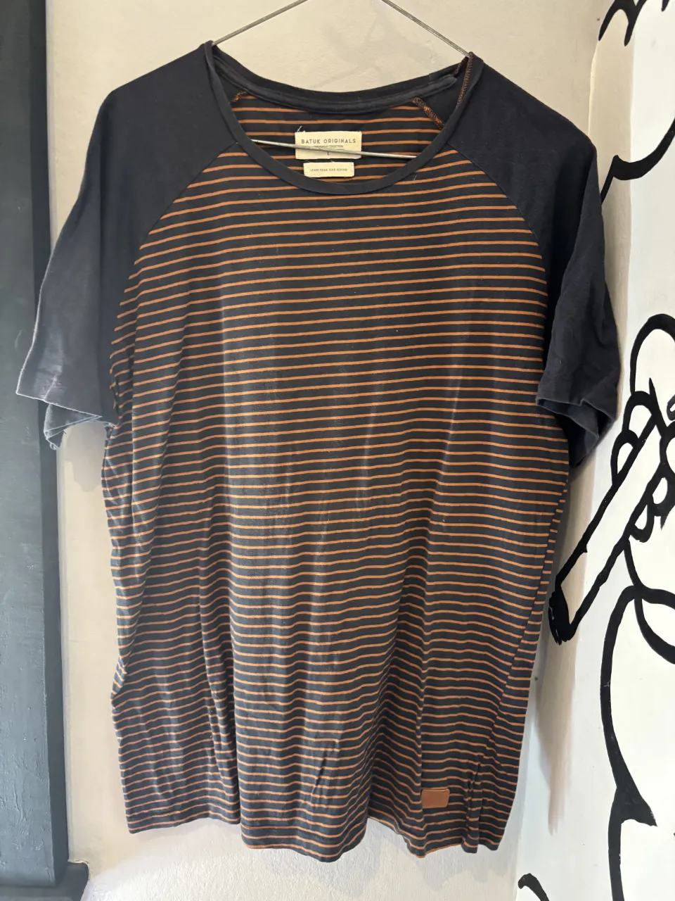 Remera Batuk originals · Talle L