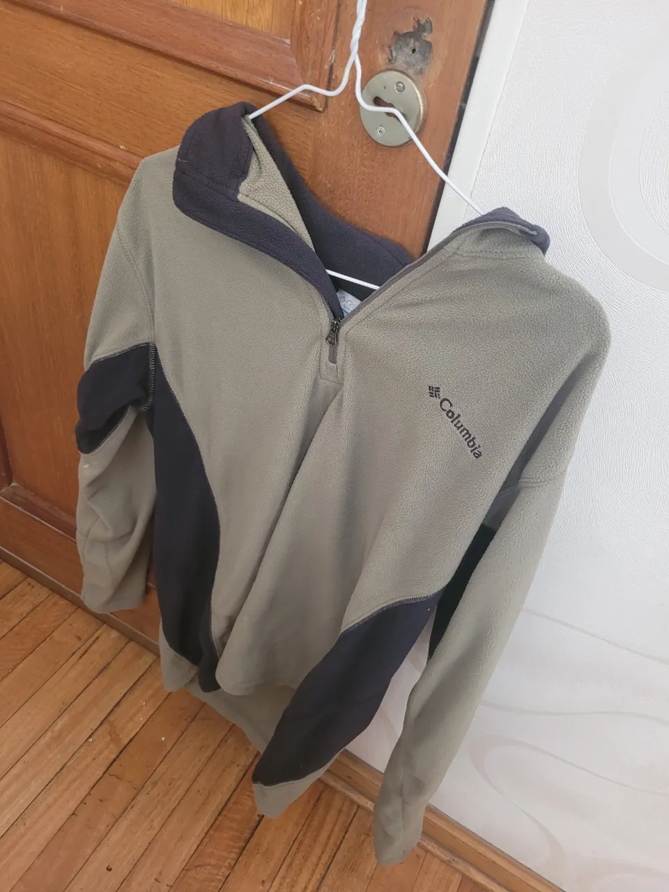Buzo Columbia · Talle M