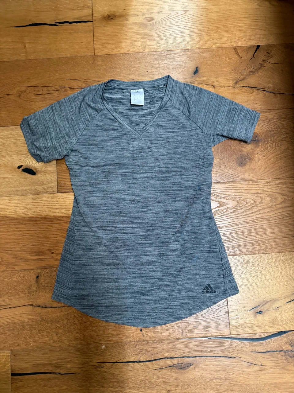 Remera adidas - imagen 1