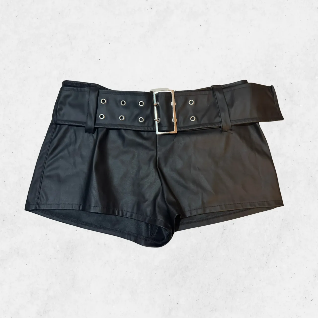 Short A ≠ - imagen 1