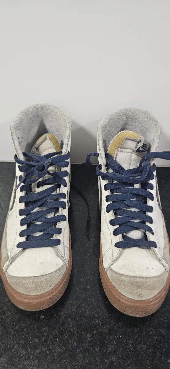 Nike · Talle US 7