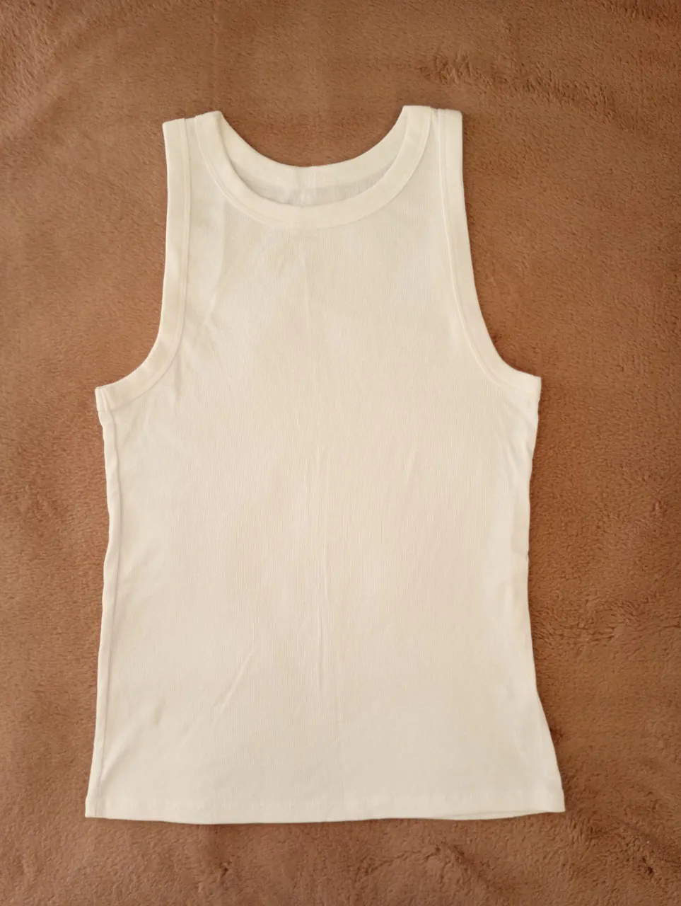 Musculosa a new day - imagen 1
