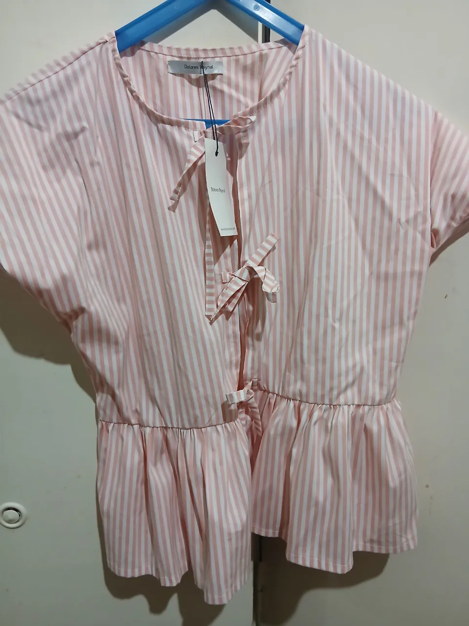 Remera Dolores Reynal - imagen 1