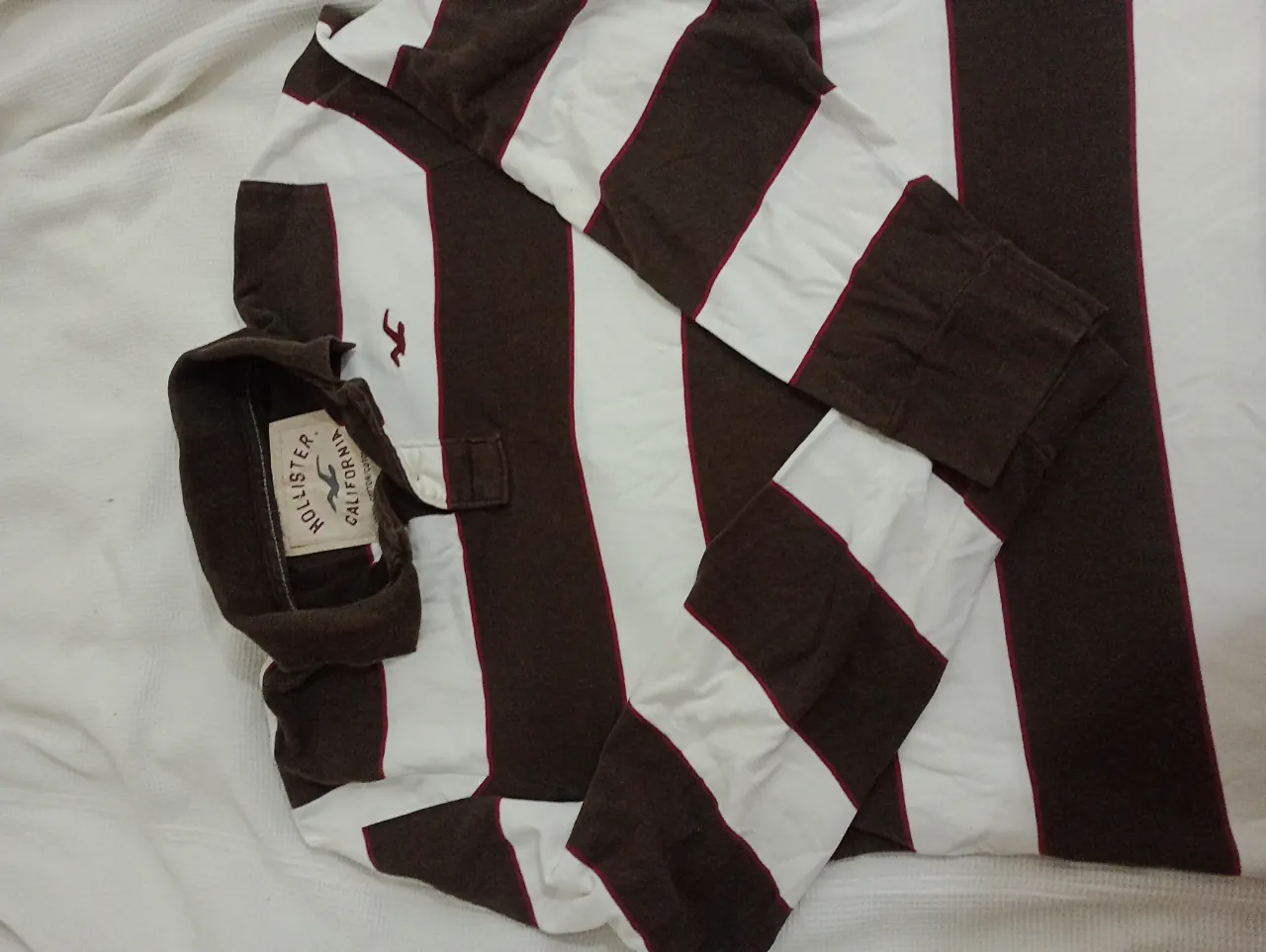 Hollister · Talle L