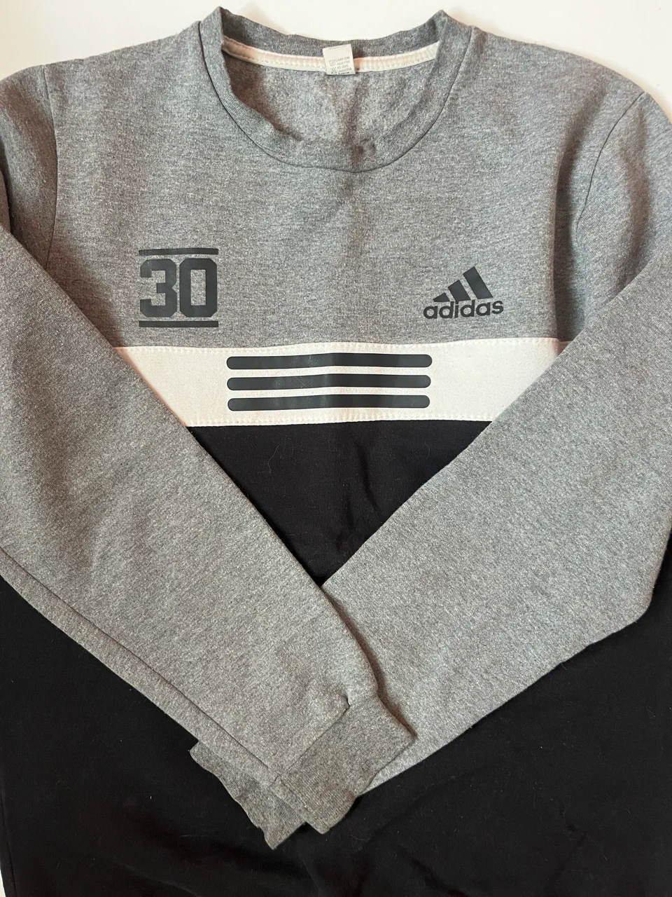 Buzo adidas - imagen 1