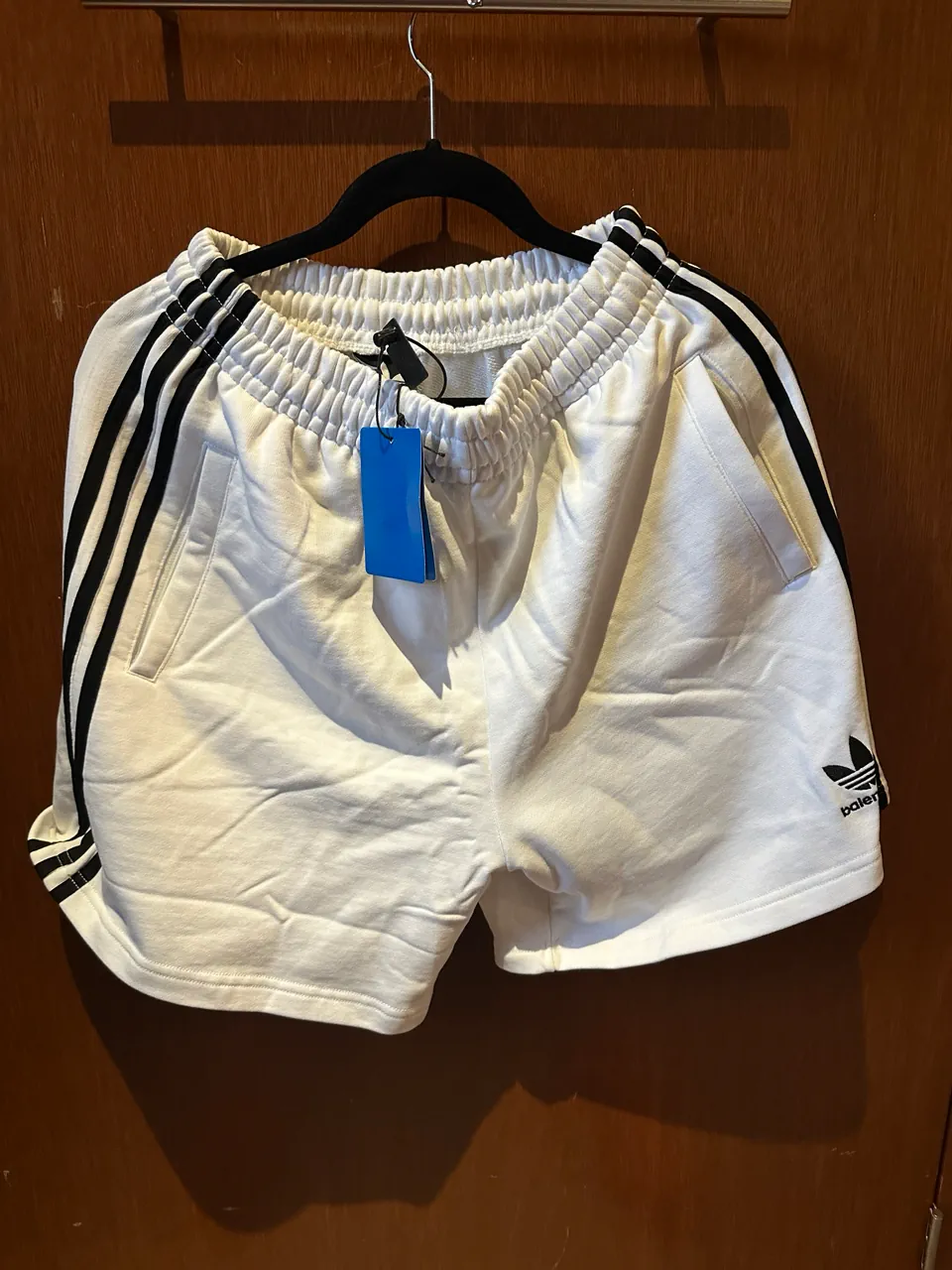 Short adidas - imagen 1