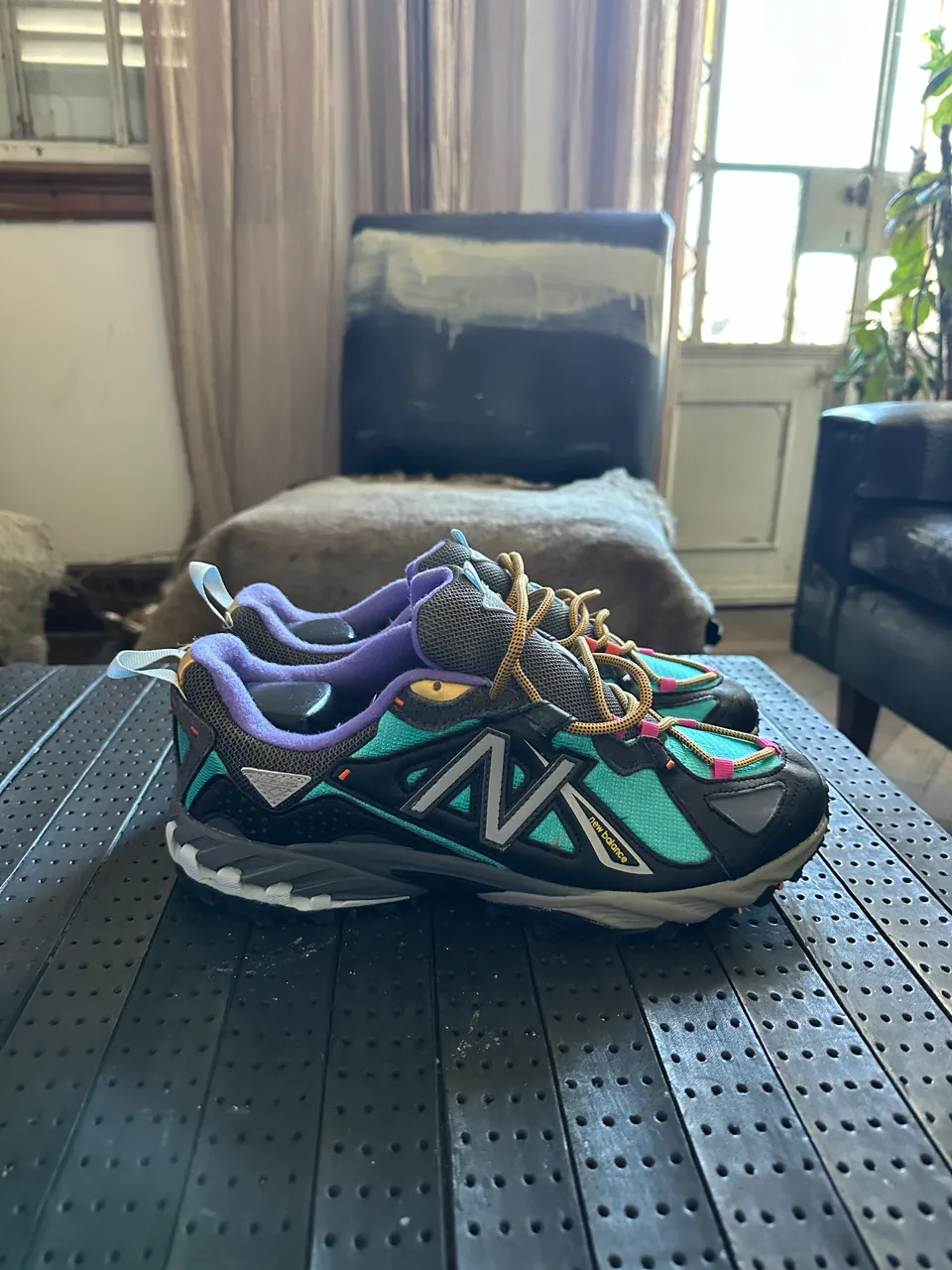 New Balance · Talle AR 42