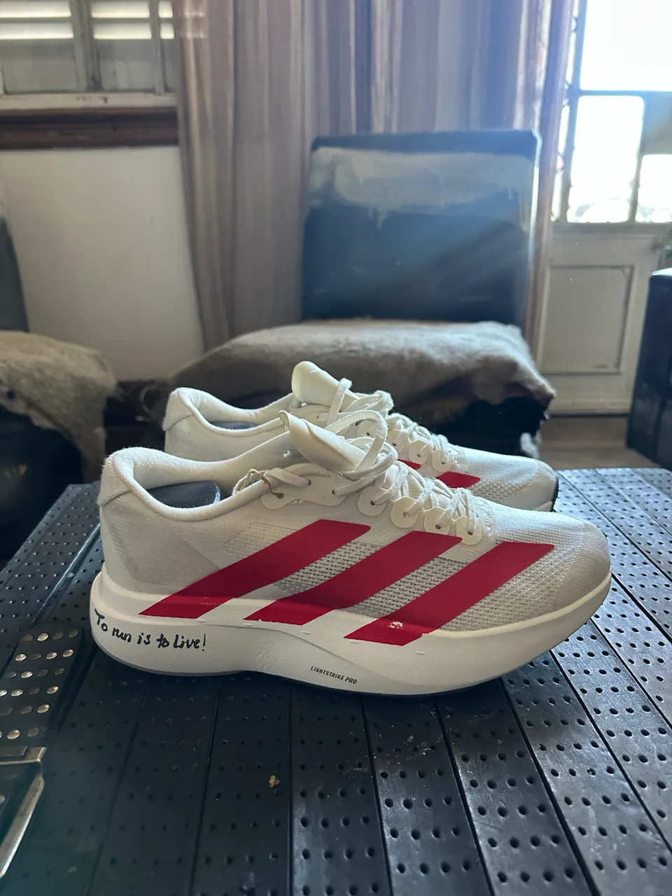 adidas · Talle US 10