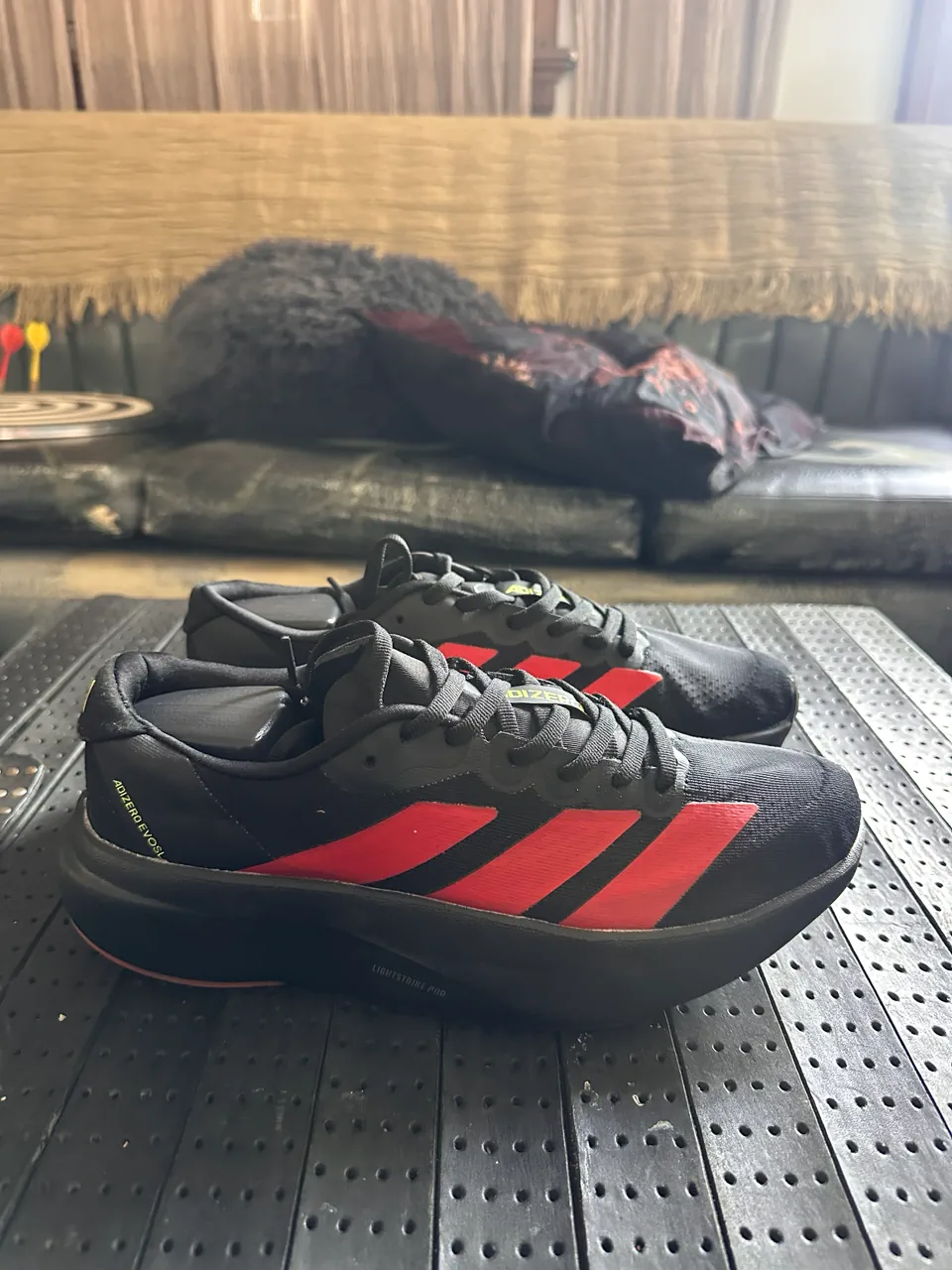adidas · Talle US 9.5