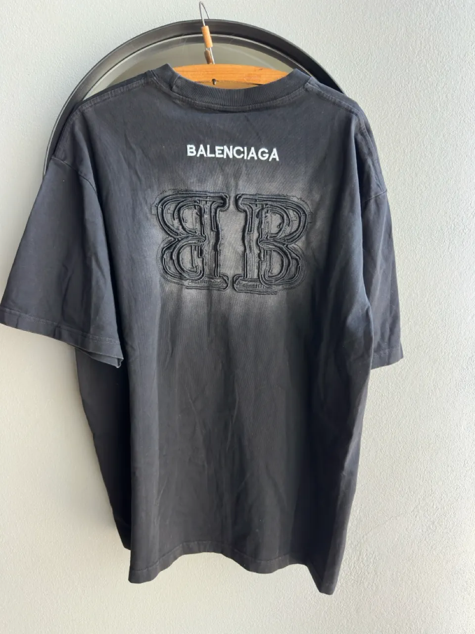 Balenciaga · Talle L