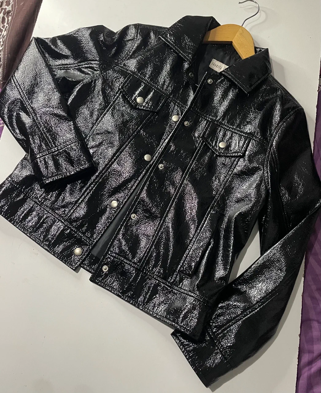 Campera Inedita - imagen 1