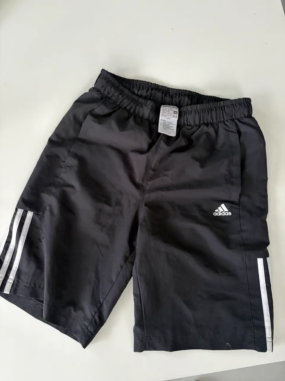 Ropa deportiva adidas · Talle L