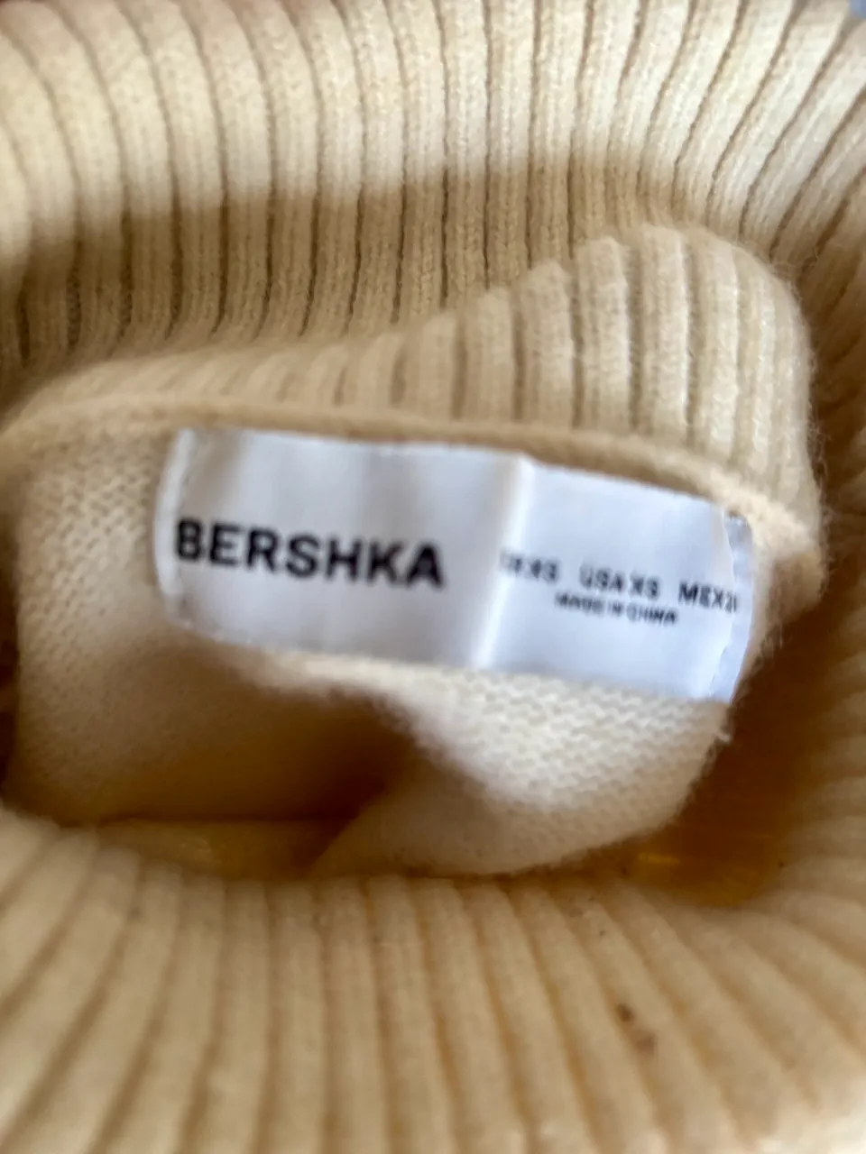 Polera Bershka - imagen 4