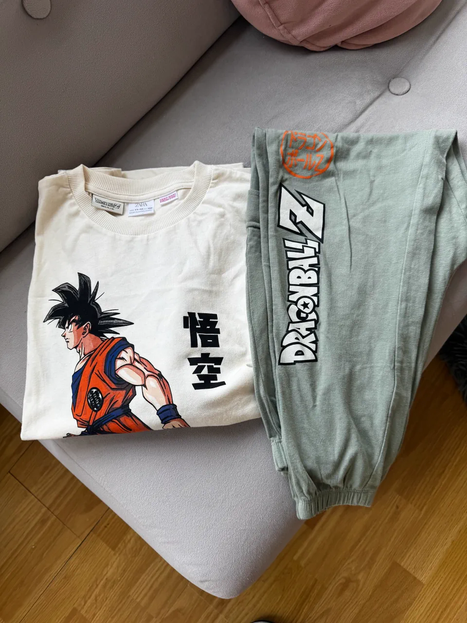 Pijama de dos piezas Zara - imagen 1