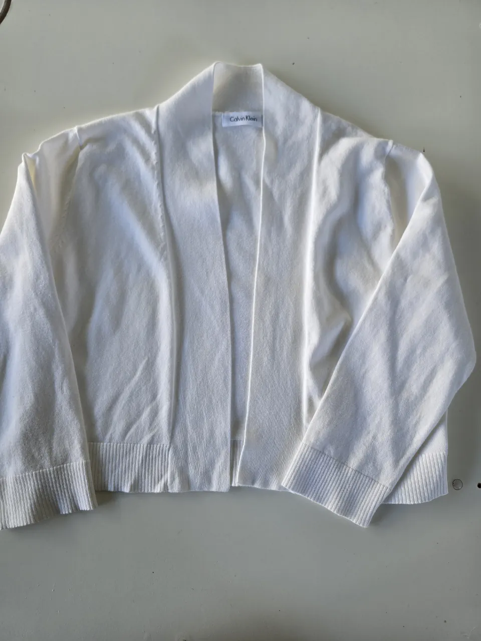 Cardigan Calvin Klein · Talle M