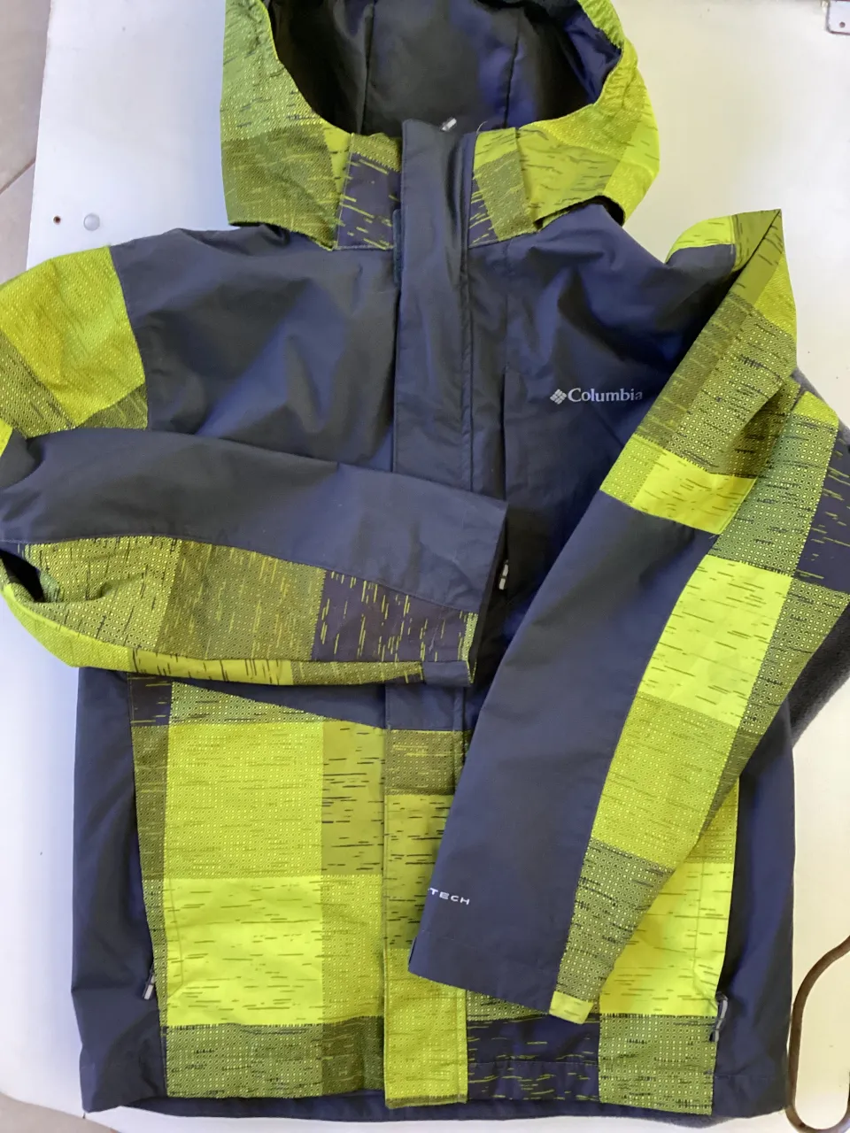 Campera de polar Columbia · Talle 16 años / 176 cm
