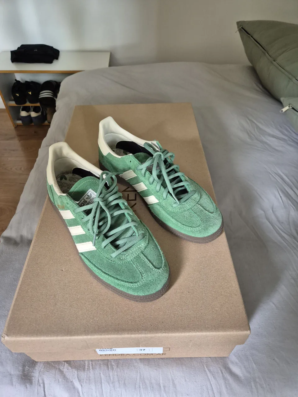 adidas · Talle US 9.5