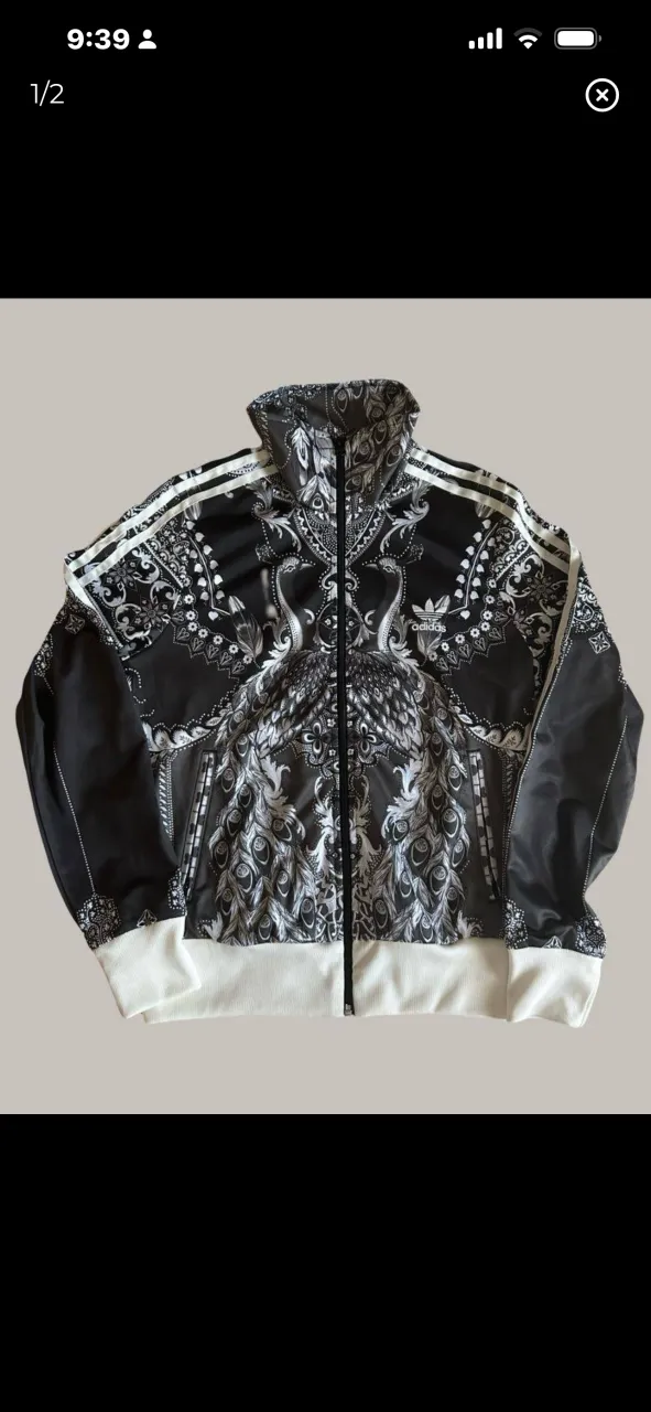 Buzo adidas · Talle M