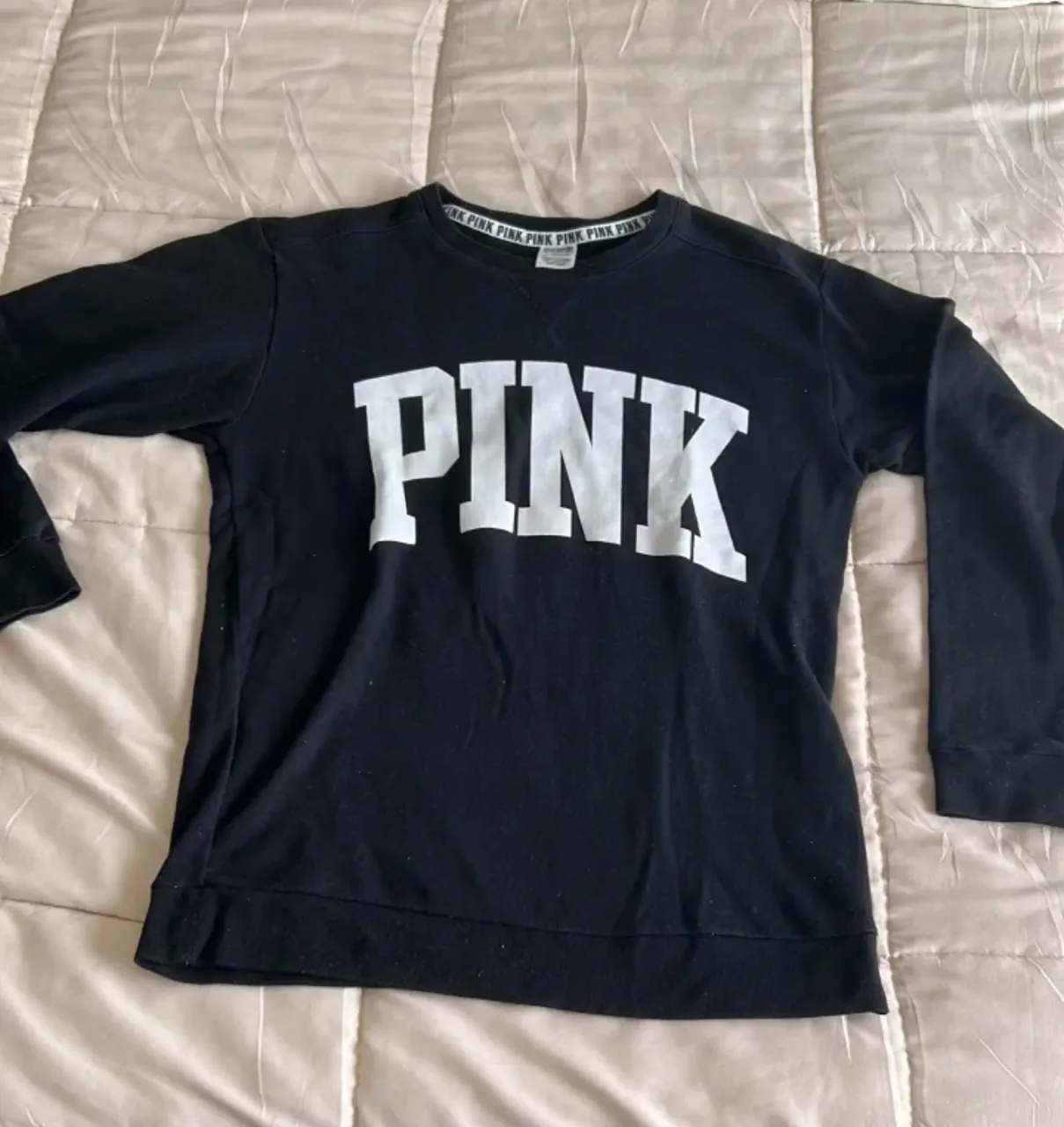 Buzo Pink - imagen 1