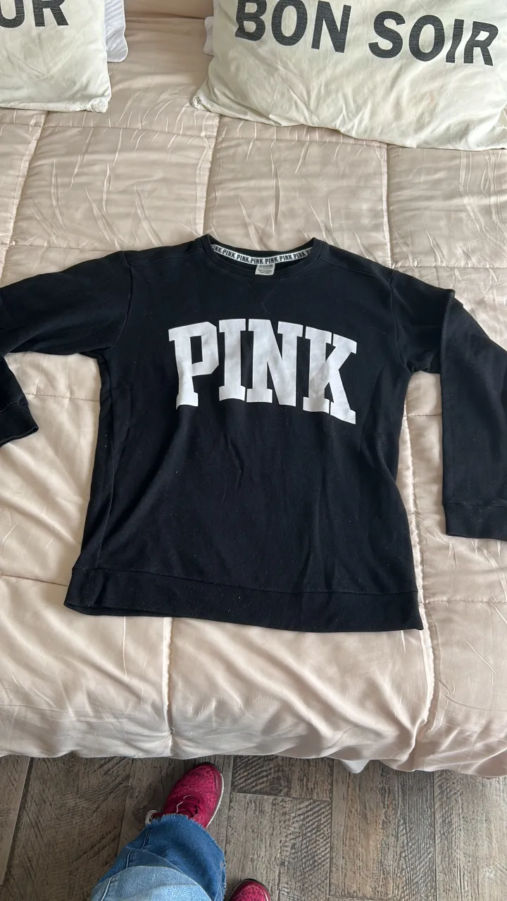 Buzo Pink · Talle S