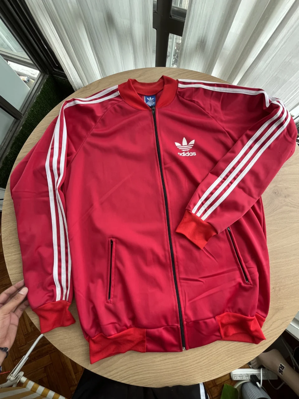 Campera adidas · Talle L