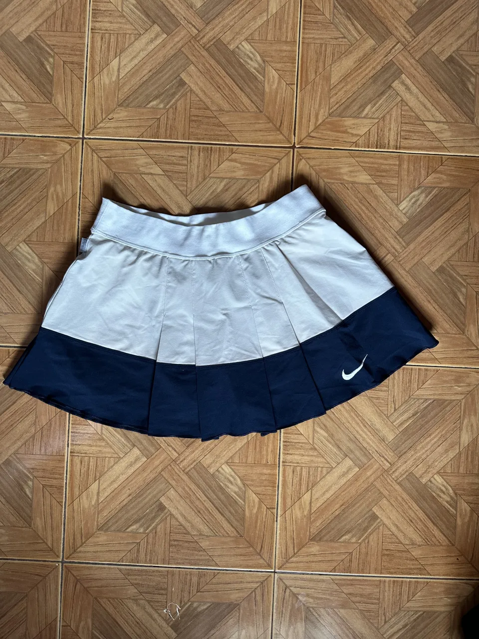 Pollera Nike - imagen 1