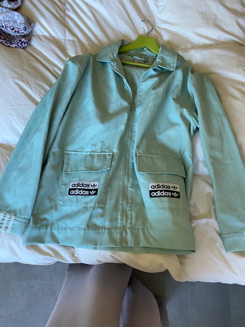 adidas · Talle M
