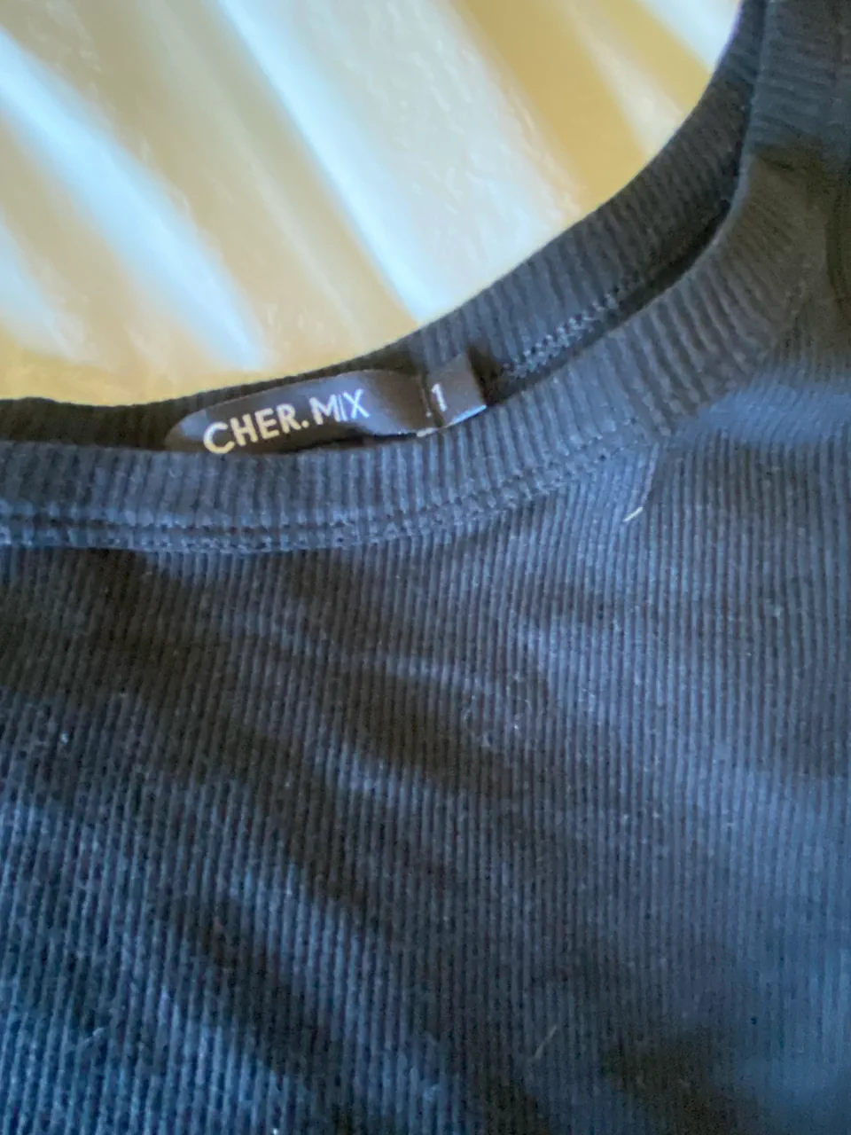 CHER. · Talle S