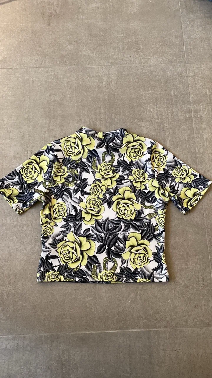 Remera Kosiuko · Talle S