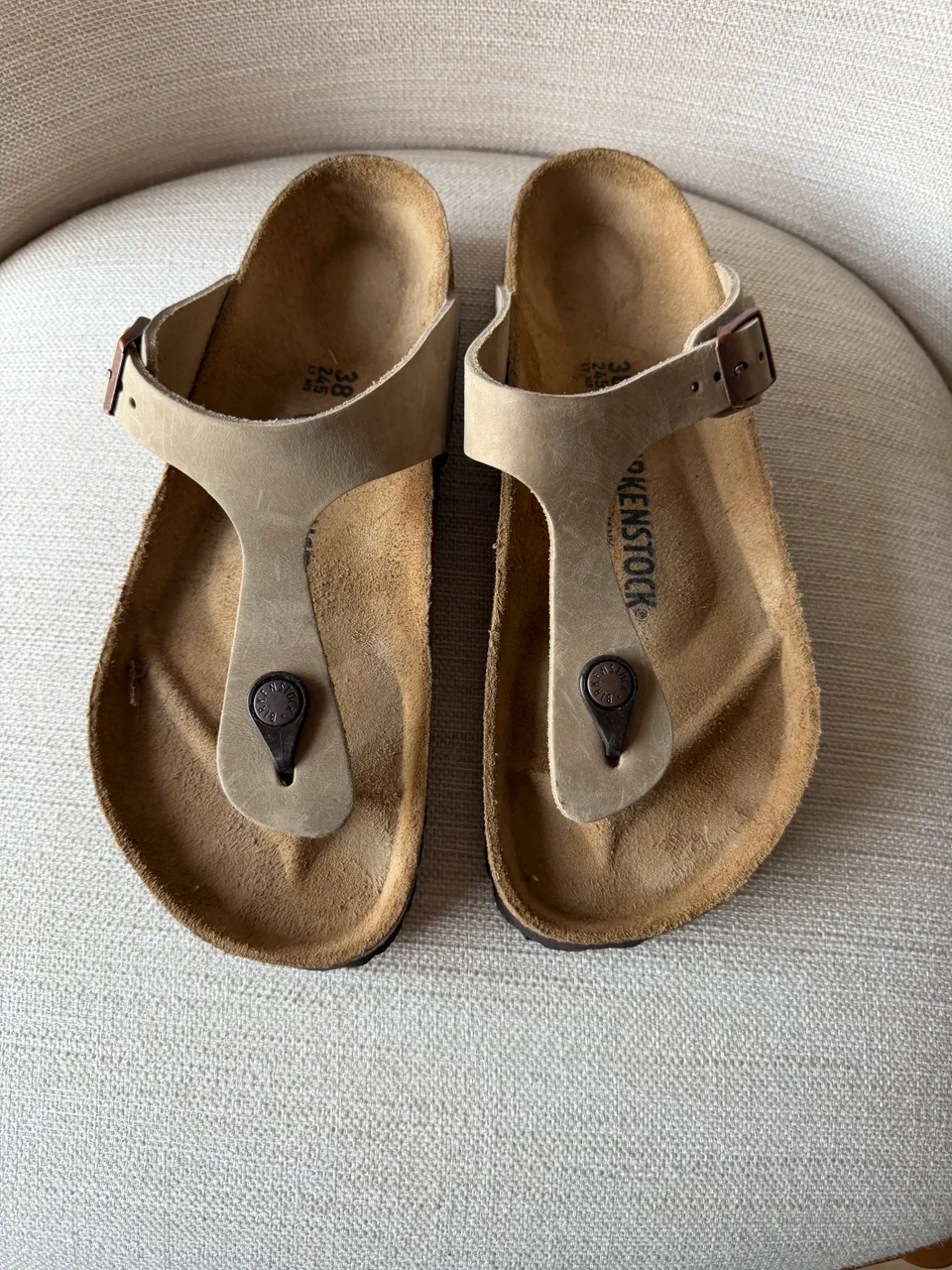 Birkenstock · Talle AR 37