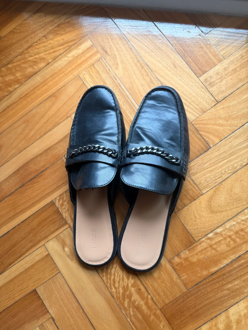 Forever 21 · Talle AR 41