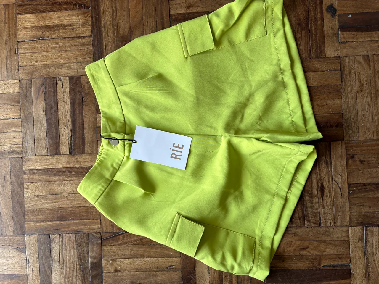 Short Rie · Talle L