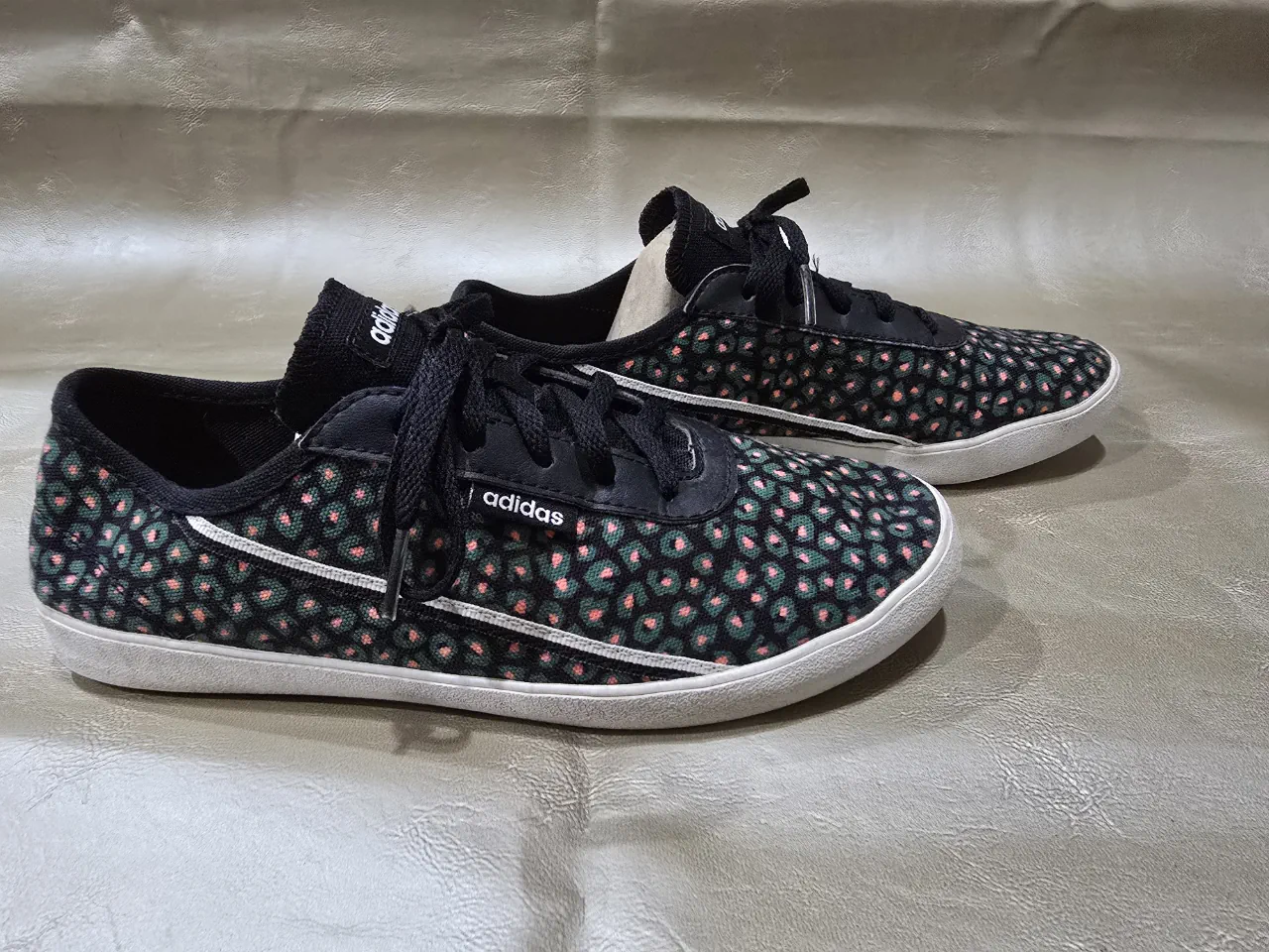 Zapatillas adidas - imagen 1