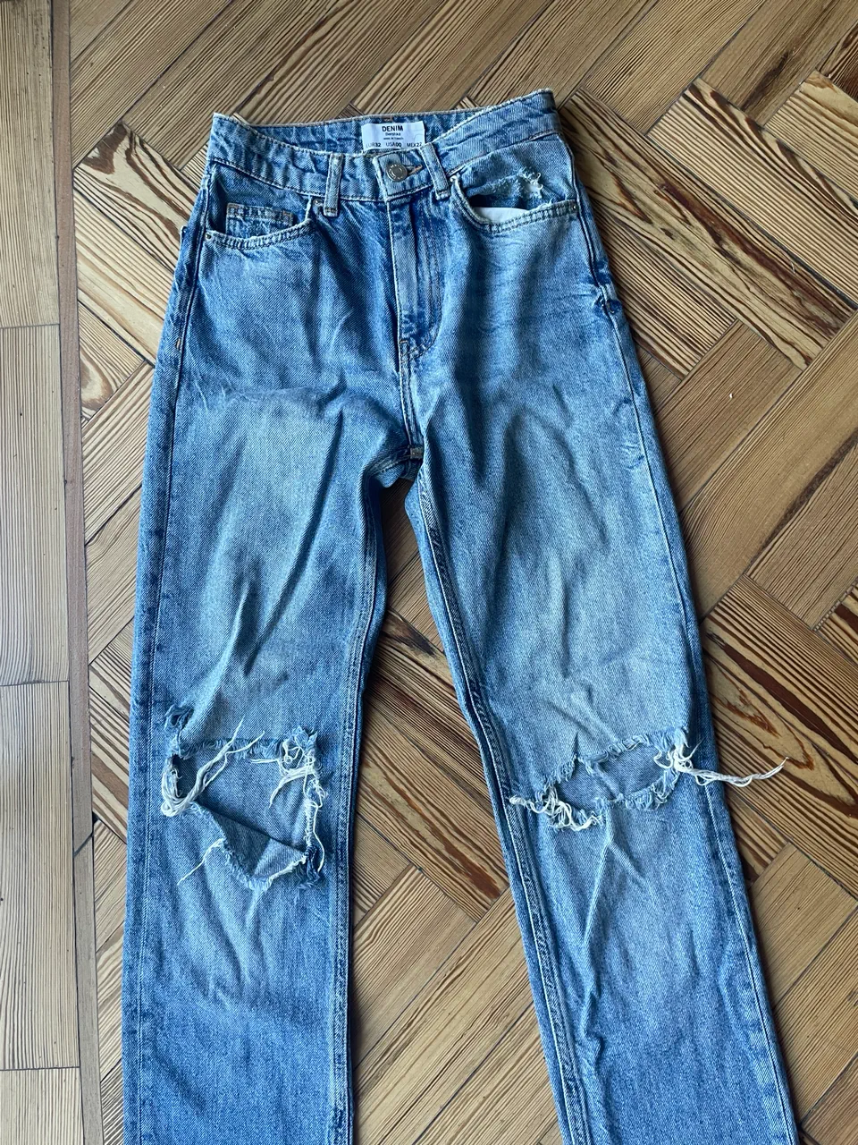 Jean Bershka · Talle EU 32