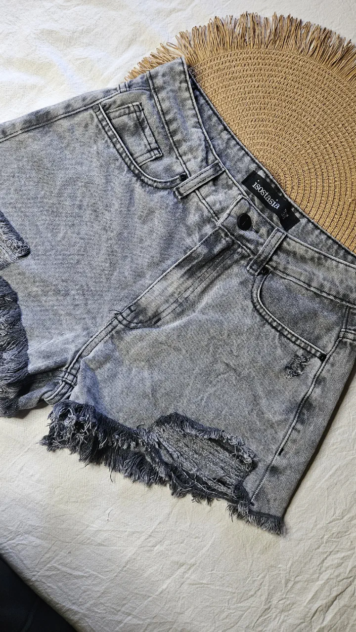 Short Isostasia - imagen 1