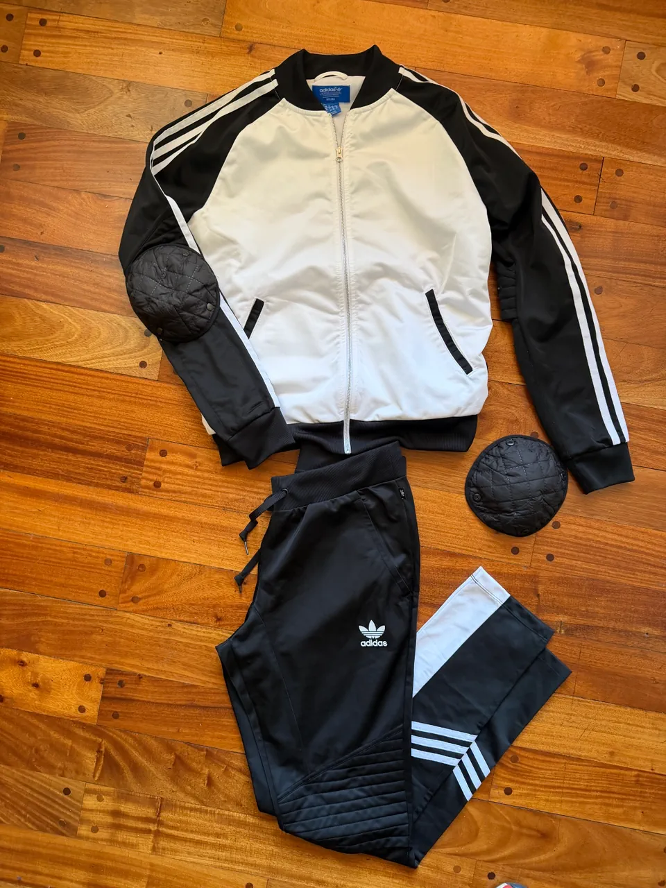 adidas · Talle S