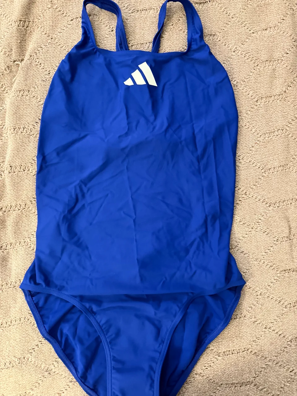 Traje de baño adidas · Talle L