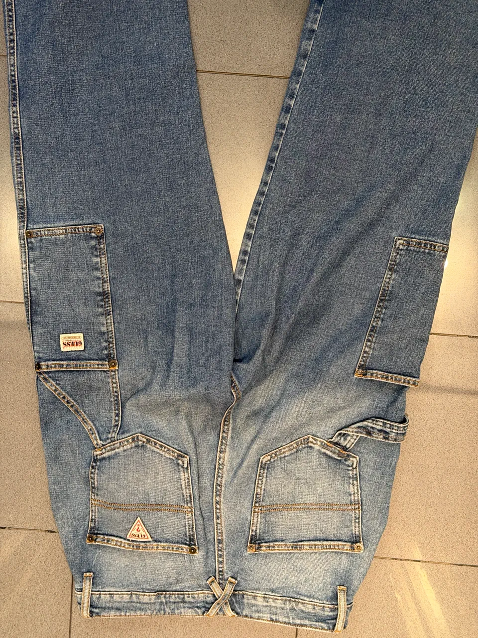Pantalón GUESS - imagen 1