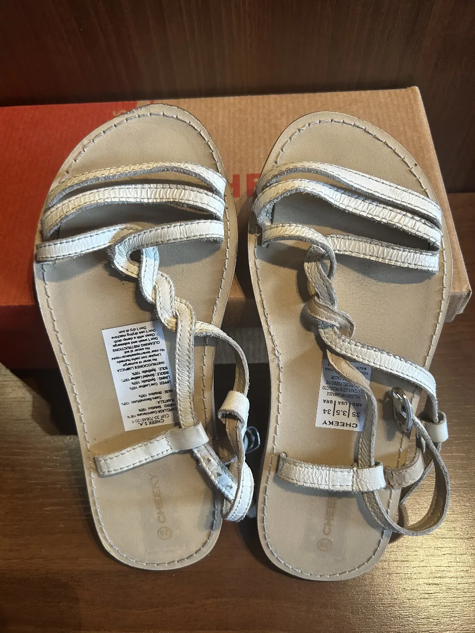 Sandalias CHEEKY · Talle AR 35