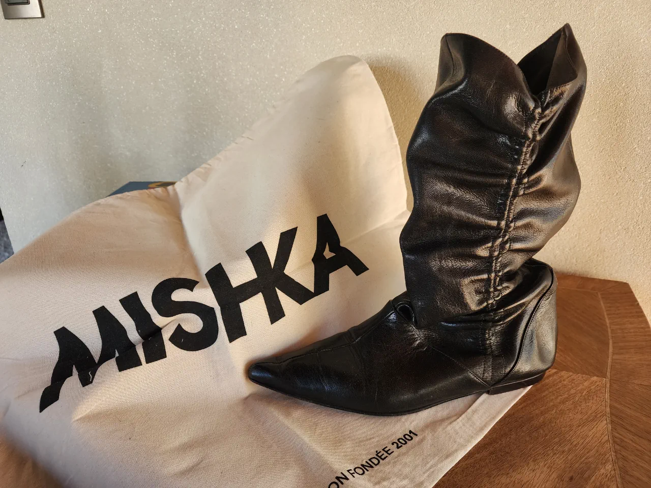 Botas Mishka - imagen 1