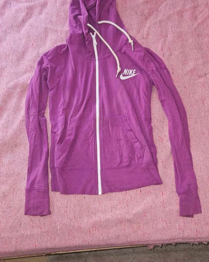 Buzo Nike - imagen 1