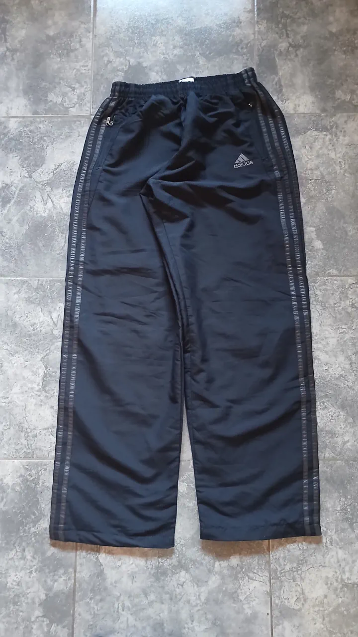 Pantalón adidas - imagen 1