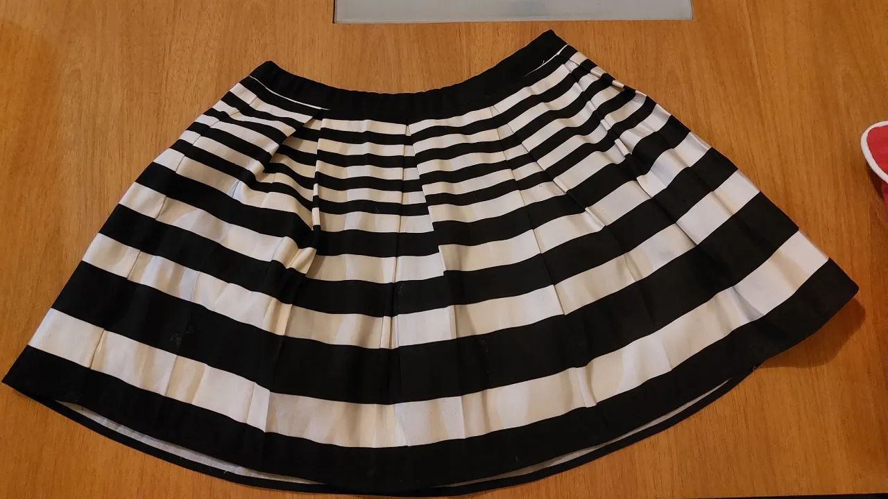 Forever 21 · Talle EU 42