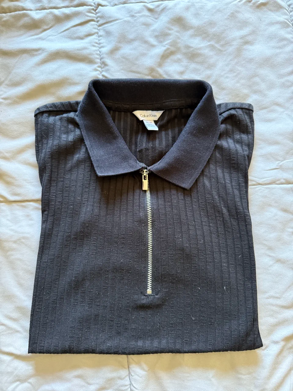 Remera Calvin Klein · Talle XS