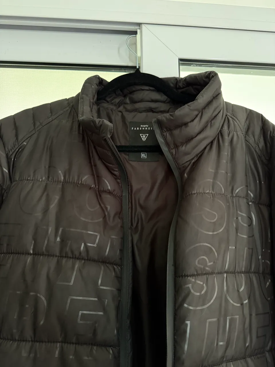 Campera Farenheite - imagen 10