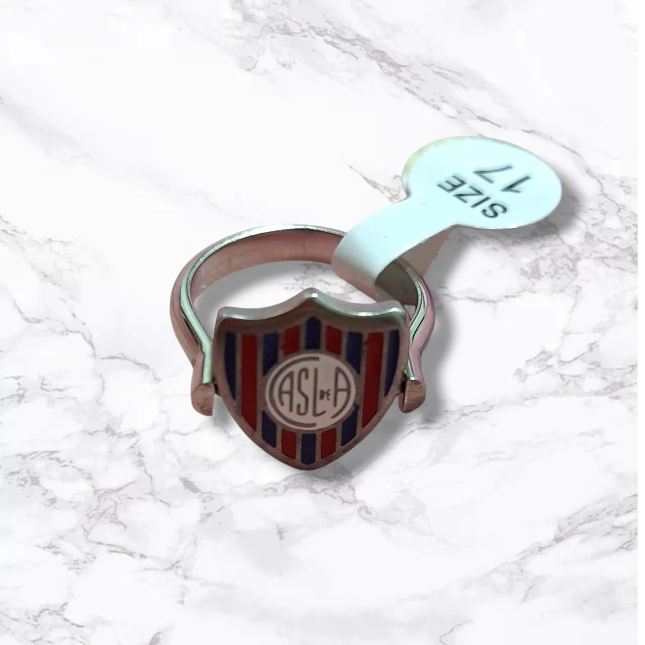 Anillo No tiene exactamente la marca - imagen 1