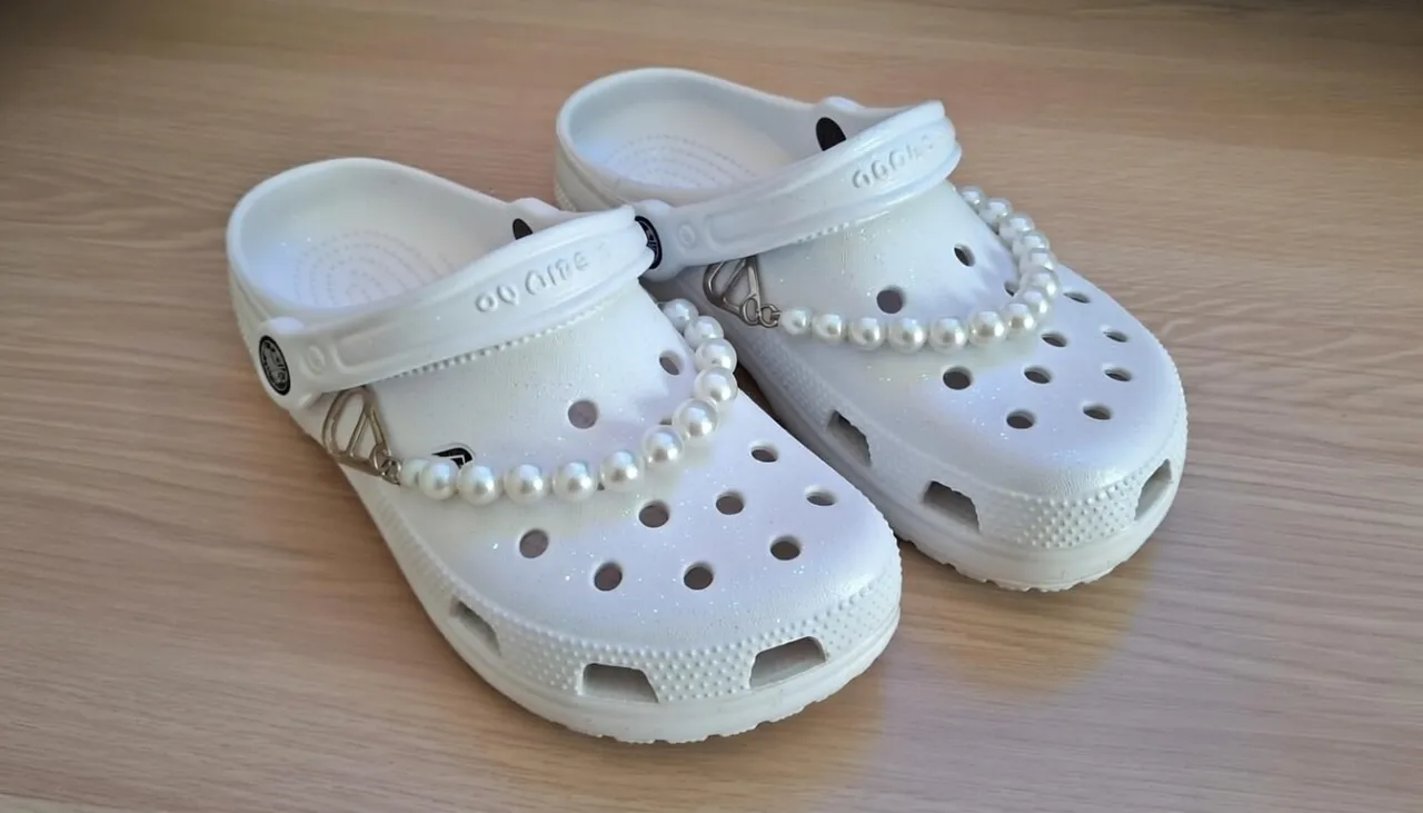 Zuecos Crocante · Talle AR 34