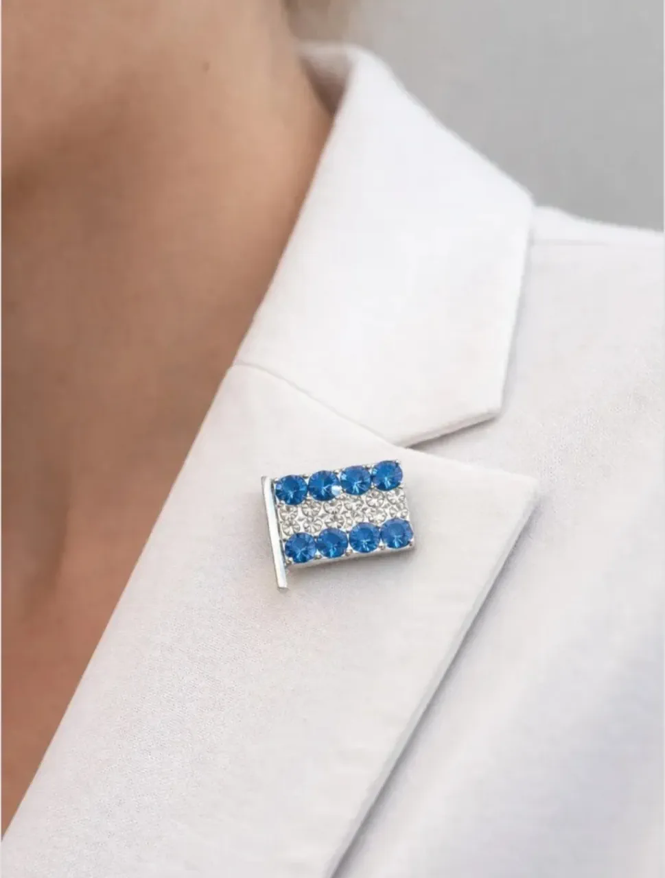 Broche Otra